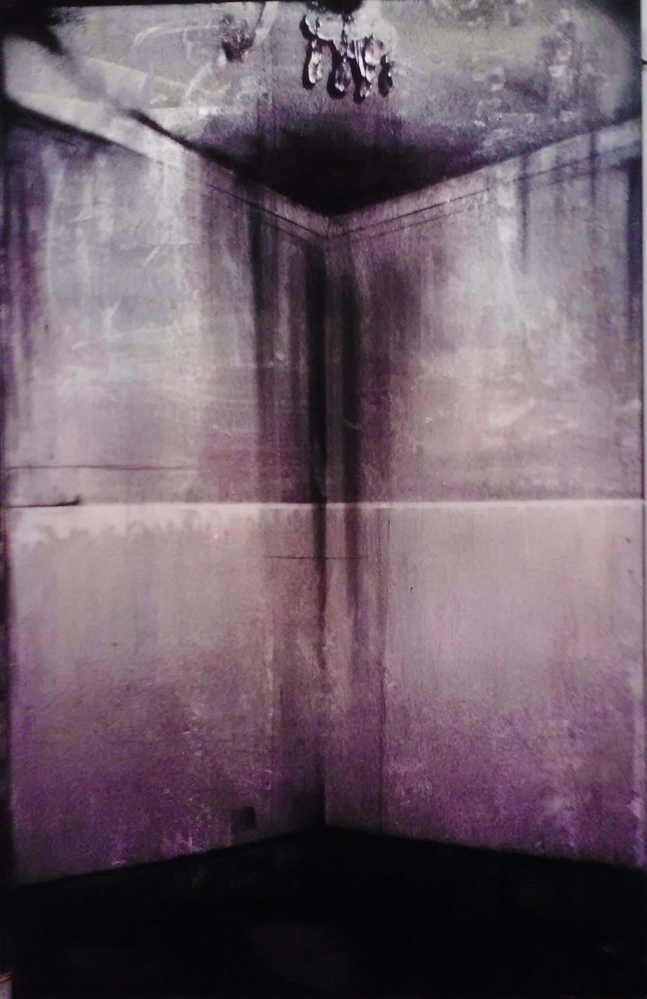 The Air Inside — 04870ea0 717e 44ab bd22 f8550870dc24